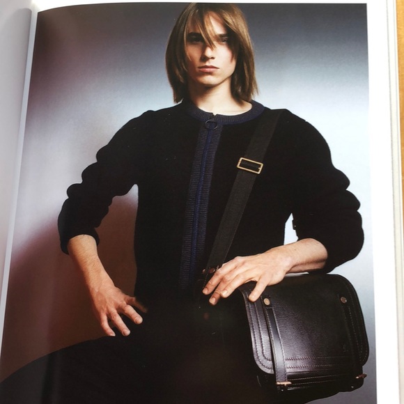 Louis Vuitton Homme men’s catalog Autumn 2003/04 - Picture 2 of 8